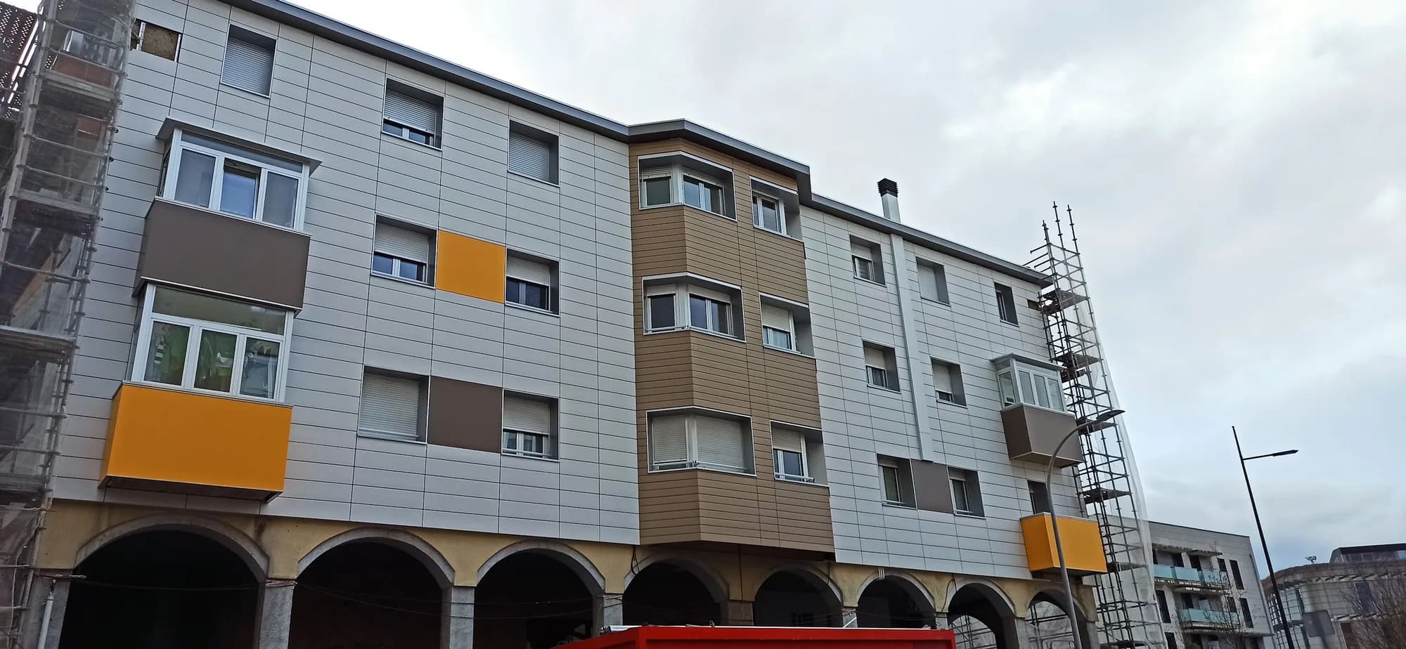 Proyecto de fachada ventilada en Navarra 17