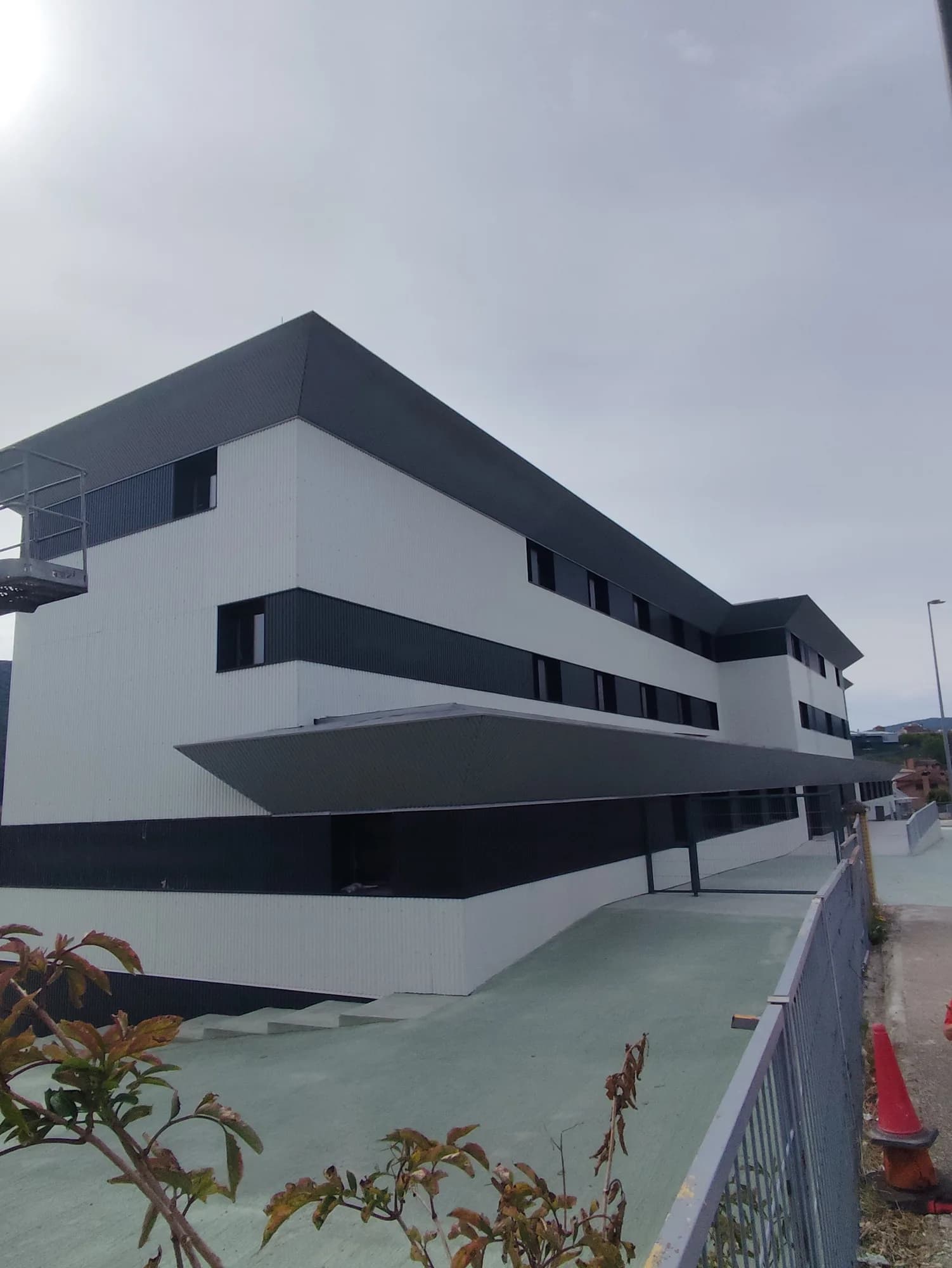 Proyecto de fachada ventilada en Navarra 24