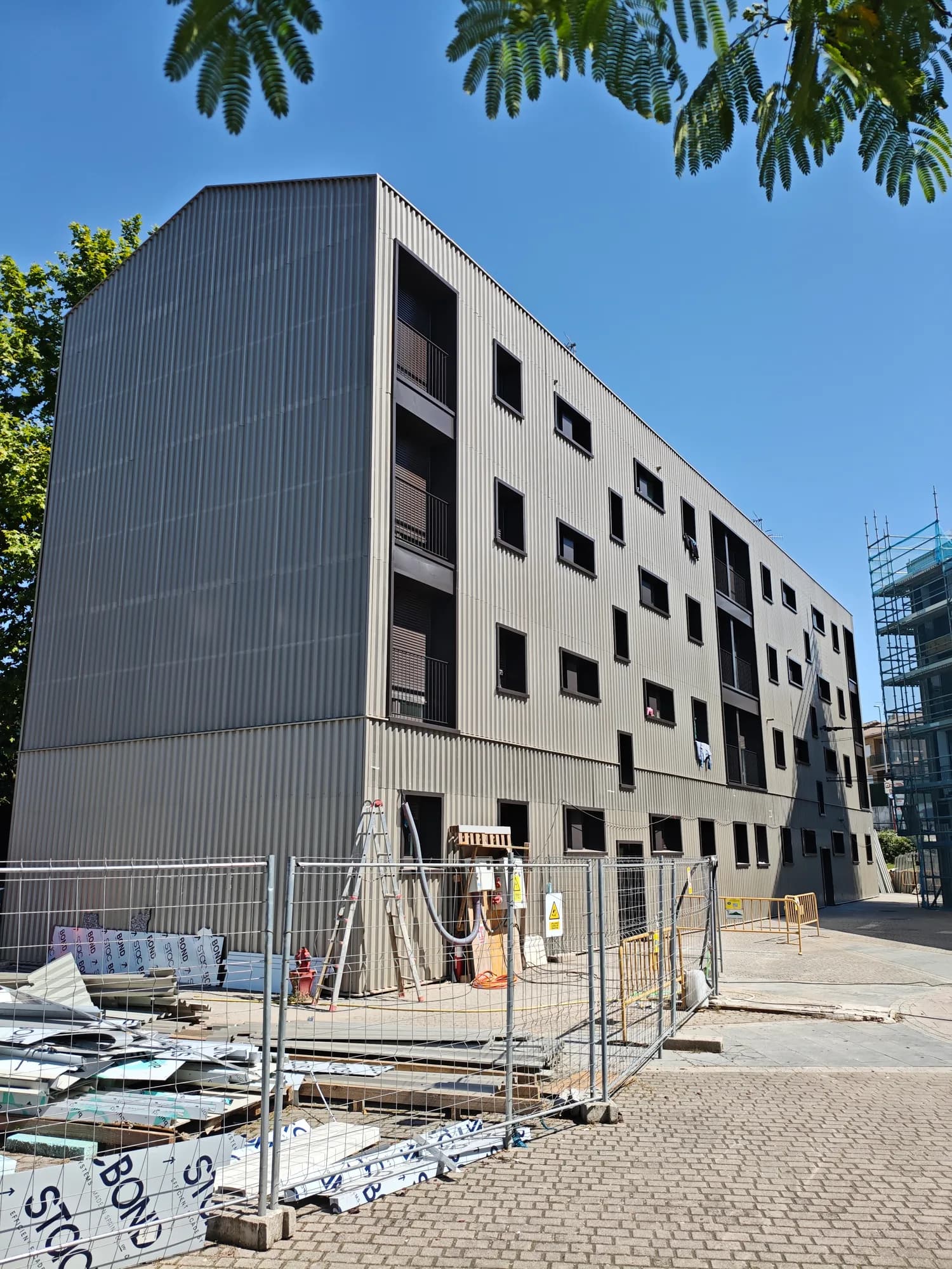 Proyecto de fachada ventilada en Navarra 28
